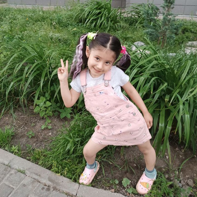 Мохина Джуракулова